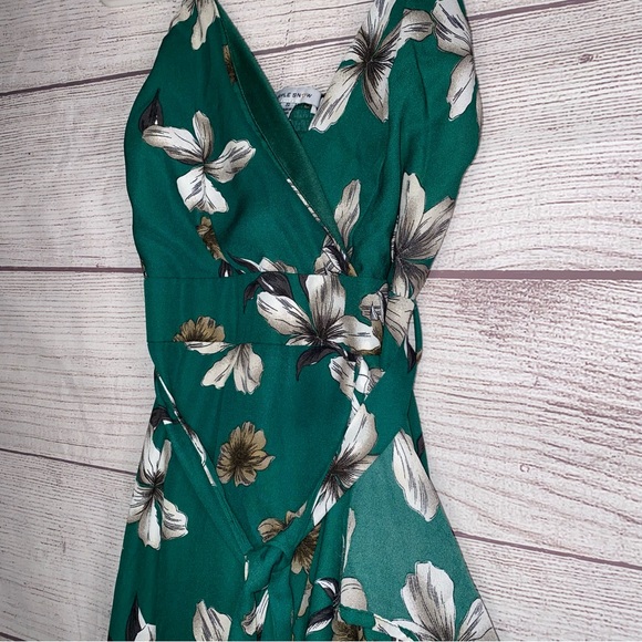 Purple Snow green floral dress - Picture 7 of 8